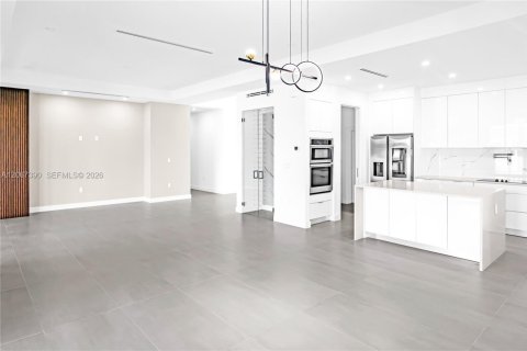 Villa ou maison à vendre à Cape Coral, Floride: 3 chambres, 180.04 m2 № 2293132 - photo 5