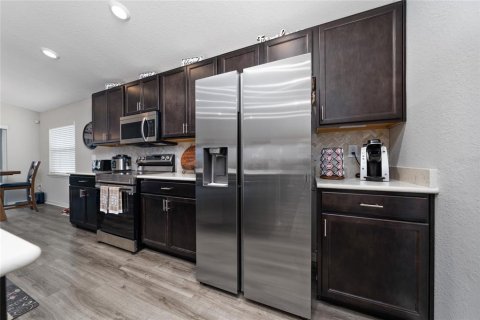 Casa en venta en Haines City, Florida, 3 dormitorios, 141.49 m2 № 1652502 - foto 19