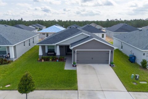Casa en venta en Haines City, Florida, 3 dormitorios, 141.49 m2 № 1652502 - foto 2