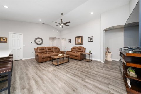 Casa en venta en Haines City, Florida, 3 dormitorios, 141.49 m2 № 1652502 - foto 14