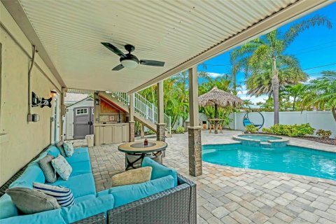 Casa en venta en Anna Maria, Florida, 2 dormitorios, 93.65 m2 № 1685465 - foto 4