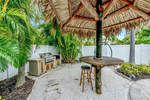 Casa en venta en Anna Maria, Florida, 2 dormitorios, 93.65 m2 № 1685465 - foto 9