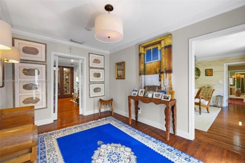 Villa ou maison à vendre à Miami, Floride: 5 chambres, 329.71 m2 № 1975334 - photo 28