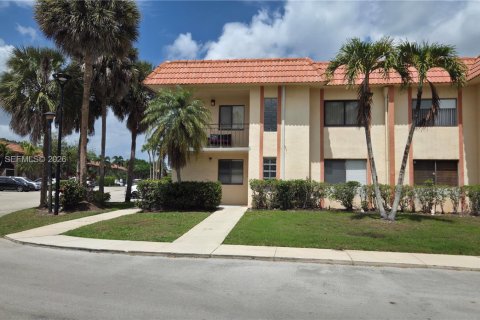 Copropriété à louer à Weston, Floride: 2 chambres, 114.36 m2 № 2056791 - photo 3