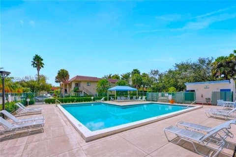 Copropriété à louer à Weston, Floride: 2 chambres, 114.36 m2 № 2056791 - photo 17