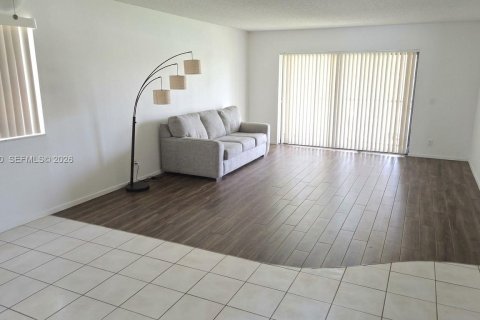 Copropriété à louer à Weston, Floride: 2 chambres, 114.36 m2 № 2056791 - photo 9