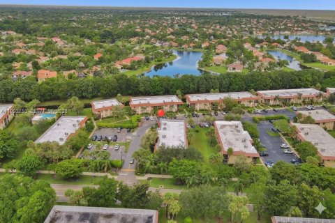 Copropriété à louer à Weston, Floride: 2 chambres, 114.36 m2 № 2056791 - photo 18