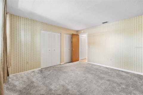 Condo in Saint Petersburg, Florida, 2 bedrooms  № 1848523 - photo 9