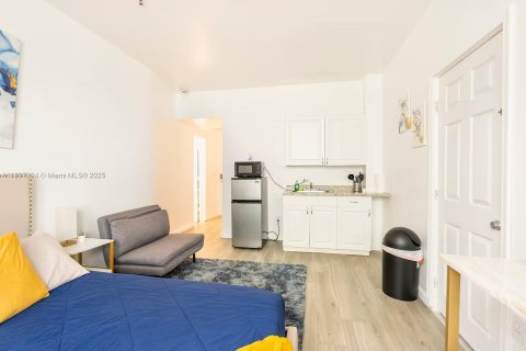 Condominio en alquiler en Miami Beach, Florida, 43.66 m2 № 1752131 - foto 7