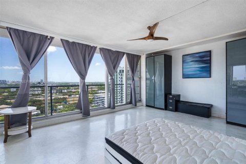 Studio in the Condo in Hollywood, Florida  № 2086585 - photo 11