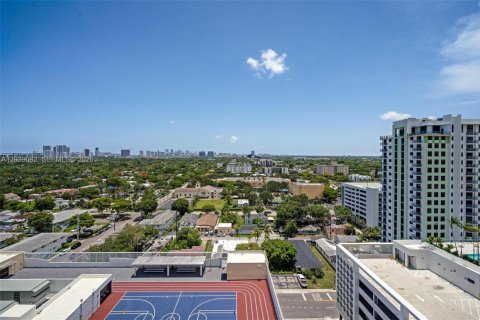 Studio in the Condo in Hollywood, Florida  № 2086585 - photo 20