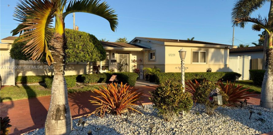 Casa en Hialeah, Florida 4 dormitorios, 134.15 m2 № 2032824