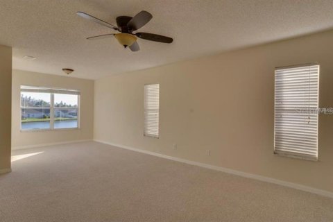 Villa ou maison à louer à Orlando, Floride: 5 chambres, 341.6 m2 № 2416510 - photo 10