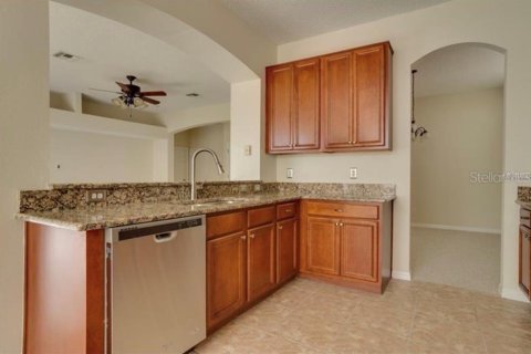 Villa ou maison à louer à Orlando, Floride: 5 chambres, 341.6 m2 № 2416510 - photo 2