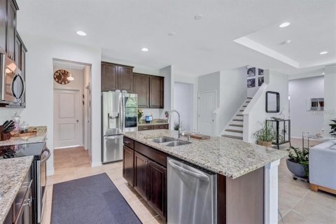 Casa en alquiler en Odessa, Florida, 4 dormitorios, 307.79 m2 № 1769167 - foto 8