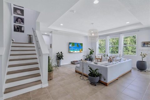 Casa en alquiler en Odessa, Florida, 4 dormitorios, 307.79 m2 № 1769167 - foto 11