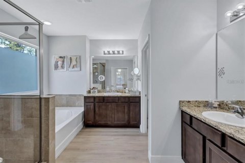 Casa en alquiler en Odessa, Florida, 4 dormitorios, 307.79 m2 № 1769167 - foto 21