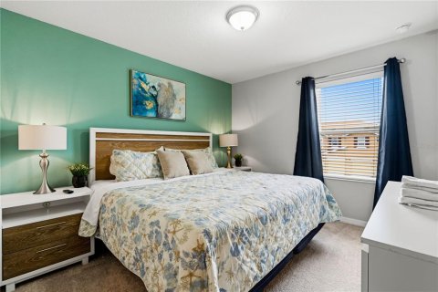 Townhouse in Kissimmee, Florida 4 bedrooms, 153.2 sq.m. № 2236569 - photo 11