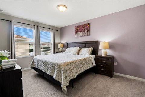 Townhouse in Kissimmee, Florida 4 bedrooms, 153.2 sq.m. № 2236569 - photo 16