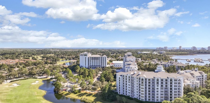 Estudio en el Condominio en Miramar Beach, Florida  № 558838