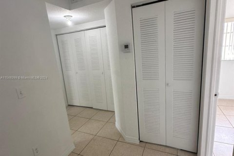 Купить виллу или дом в Майами, Флорида 3 спальни, 110.55м2, № 1860526 - фото 14