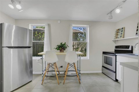 Appartement à louer à Sanford, Floride: 2 chambres, 70.88 m2 № 2112290 - photo 6