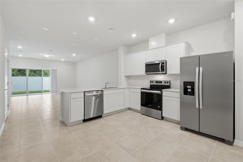 Touwnhouse à louer à Sanford, Floride: 3 chambres, 162.58 m2 № 2385955 - photo 4