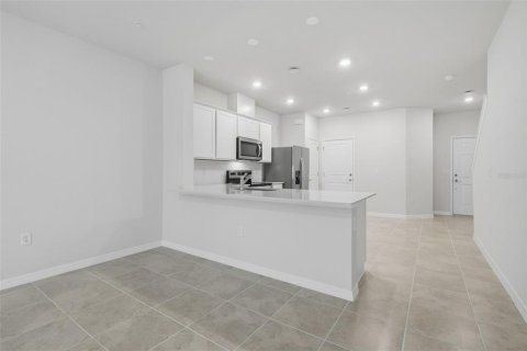 Touwnhouse à louer à Sanford, Floride: 3 chambres, 162.58 m2 № 2385955 - photo 5