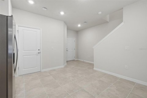 Touwnhouse à louer à Sanford, Floride: 3 chambres, 162.58 m2 № 2385955 - photo 8