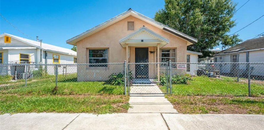 Casa en Eagle Lake, Florida 2 dormitorios, 78.78 m2 № 1917201