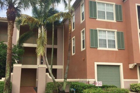 Copropriété à louer à Wellington, Floride: 2 chambres, 130.43 m2 № 1154463 - photo 1