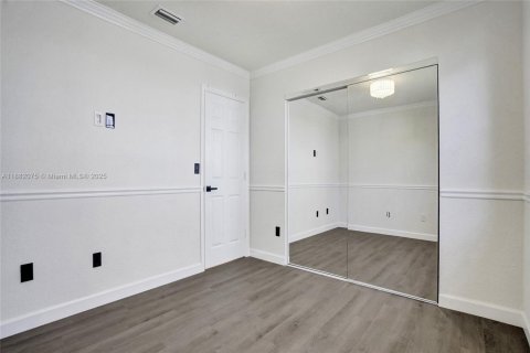 Villa ou maison à vendre à Davie, Floride: 4 chambres, 222.97 m2 № 1931782 - photo 14