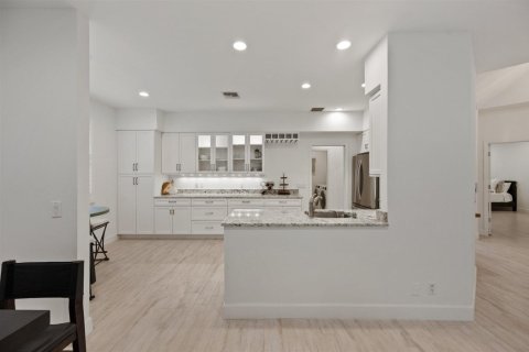 Villa ou maison à vendre à Jupiter, Floride: 3 chambres, 173.91 m2 № 2366163 - photo 15