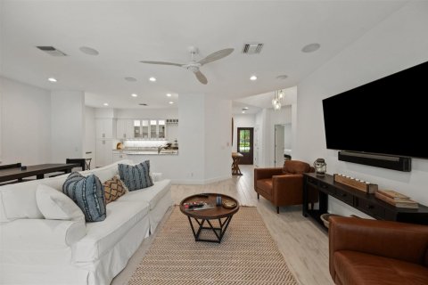 Villa ou maison à vendre à Jupiter, Floride: 3 chambres, 173.91 m2 № 2366163 - photo 11
