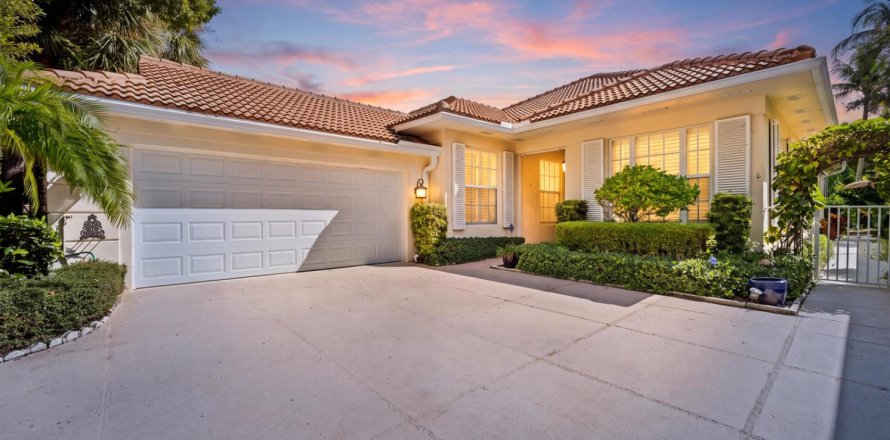 Casa en Palm Beach Gardens, Florida 3 dormitorios, 188.03 m2 № 2378653