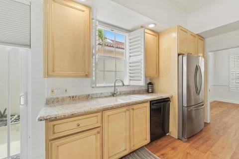 Casa en venta en Palm Beach Gardens, Florida, 3 dormitorios, 188.03 m2 № 2378653 - foto 8