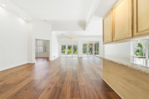 Casa en venta en Palm Beach Gardens, Florida, 3 dormitorios, 188.03 m2 № 2378653 - foto 2