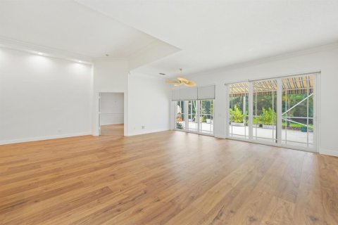 Casa en venta en Palm Beach Gardens, Florida, 3 dormitorios, 188.03 m2 № 2378653 - foto 4