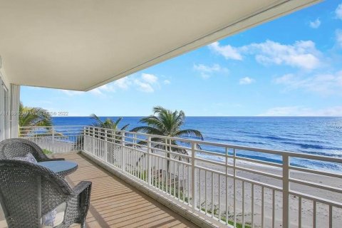 Condo in Tequesta, Florida, 3 bedrooms  № 2241502