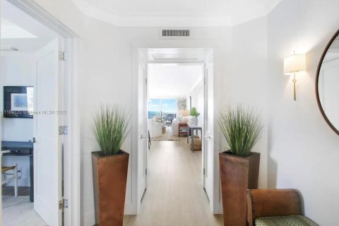 Condo in Tequesta, Florida, 3 bedrooms № 2241502 - photo 3