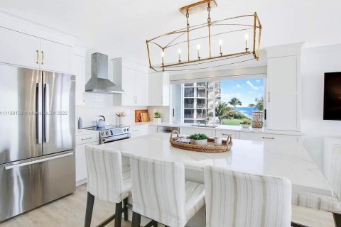 Condo in Tequesta, Florida, 3 bedrooms № 2241502 - photo 10