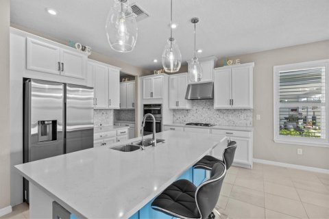 House in Riverview, Florida 4 bedrooms, 223.06 sq.m. № 1769081 - photo 24