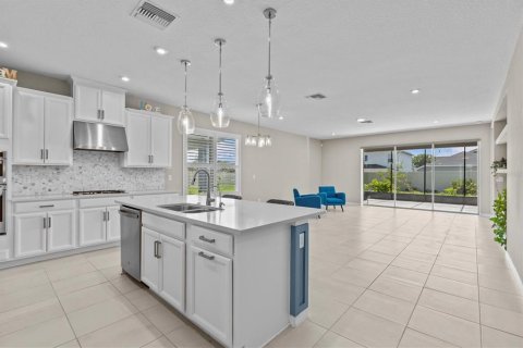 House in Riverview, Florida 4 bedrooms, 223.06 sq.m. № 1769081 - photo 19