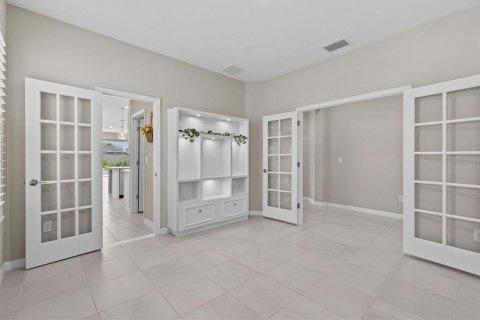House in Riverview, Florida 4 bedrooms, 223.06 sq.m. № 1769081 - photo 17