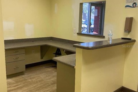 Immobilier commercial à louer à Saint Petersburg, Floride: 806.48 m2 № 1626061 - photo 19