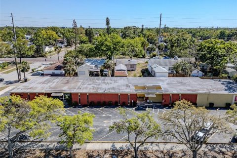 Propiedad comercial en alquiler en Saint Petersburg, Florida, 806.48 m2 № 1626061 - foto 3
