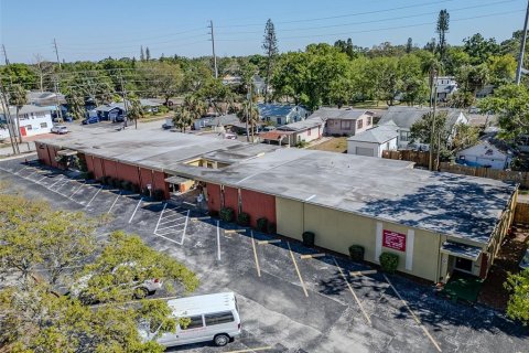 Commercial property in Saint Petersburg, Florida 806.48 sq.m. № 1626061 - photo 12