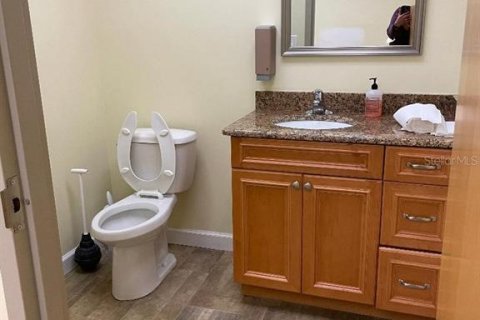 Commercial property in Saint Petersburg, Florida 806.48 sq.m. № 1626061 - photo 15