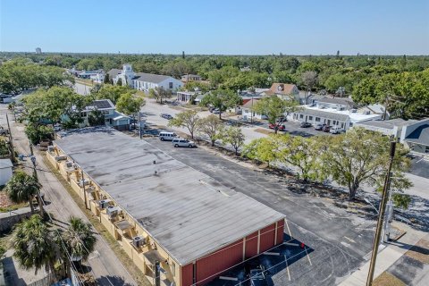 Propiedad comercial en alquiler en Saint Petersburg, Florida, 806.48 m2 № 1626061 - foto 10