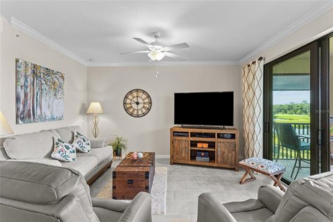 Condo in Bradenton, Florida, 2 bedrooms in LAKEWOOD NATIONAL № 2237598 - photo 10